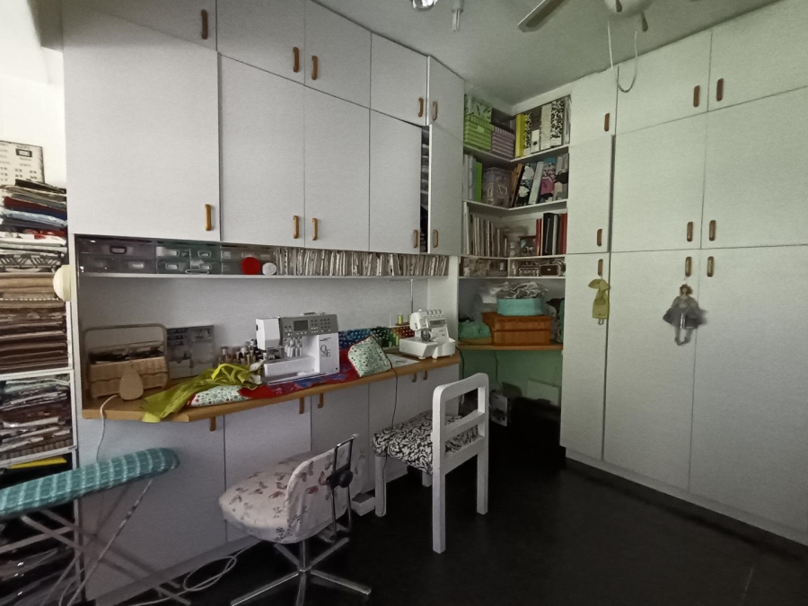 4 Bedroom Property for Sale in Park West Free State